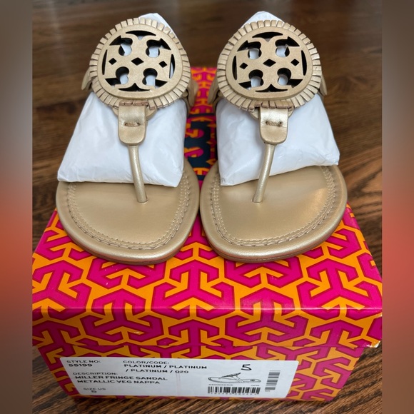 Brand New Tory Burch Miller Fringe Sandal Metallic Veg Napa Platinum Sz 5. - Picture 4 of 7